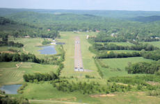 Hassel-Carroll Field Airport