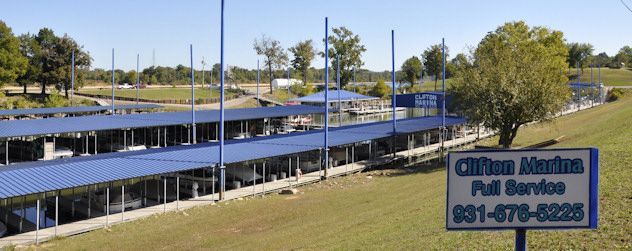 marina and sign 2019 06 28 18 23 17 UTC